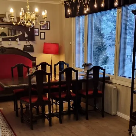 Wanha Neuvola Vendégház *