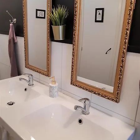 Wanha Neuvola Gæstehus *